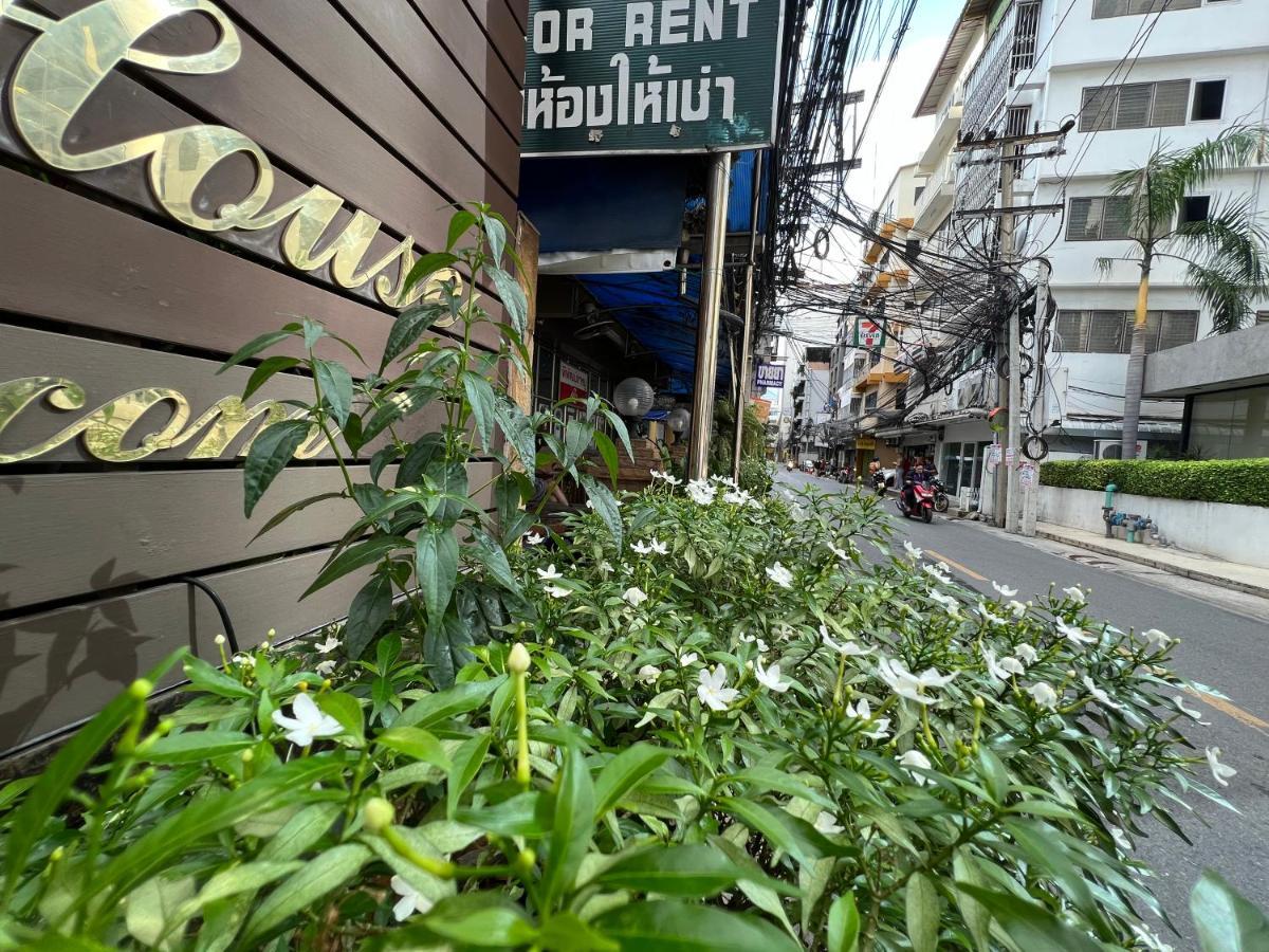 Thaiphiphat House Banguecoque Exterior foto