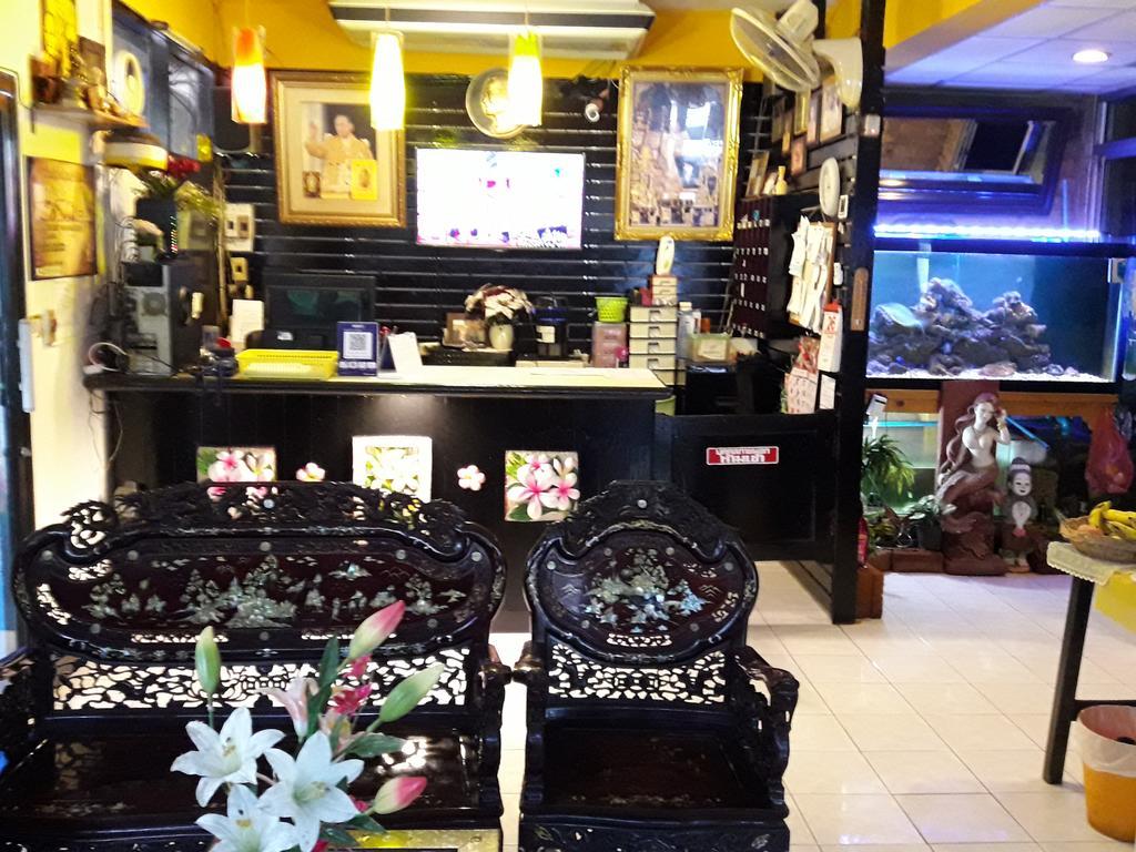 Thaiphiphat House Banguecoque Exterior foto